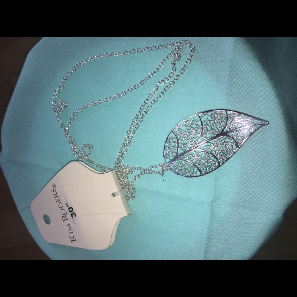 Leaf necklace